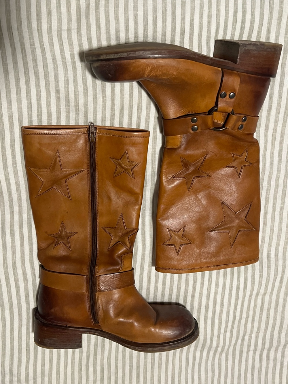 Women's Brown Star-Embossed Leather Boots